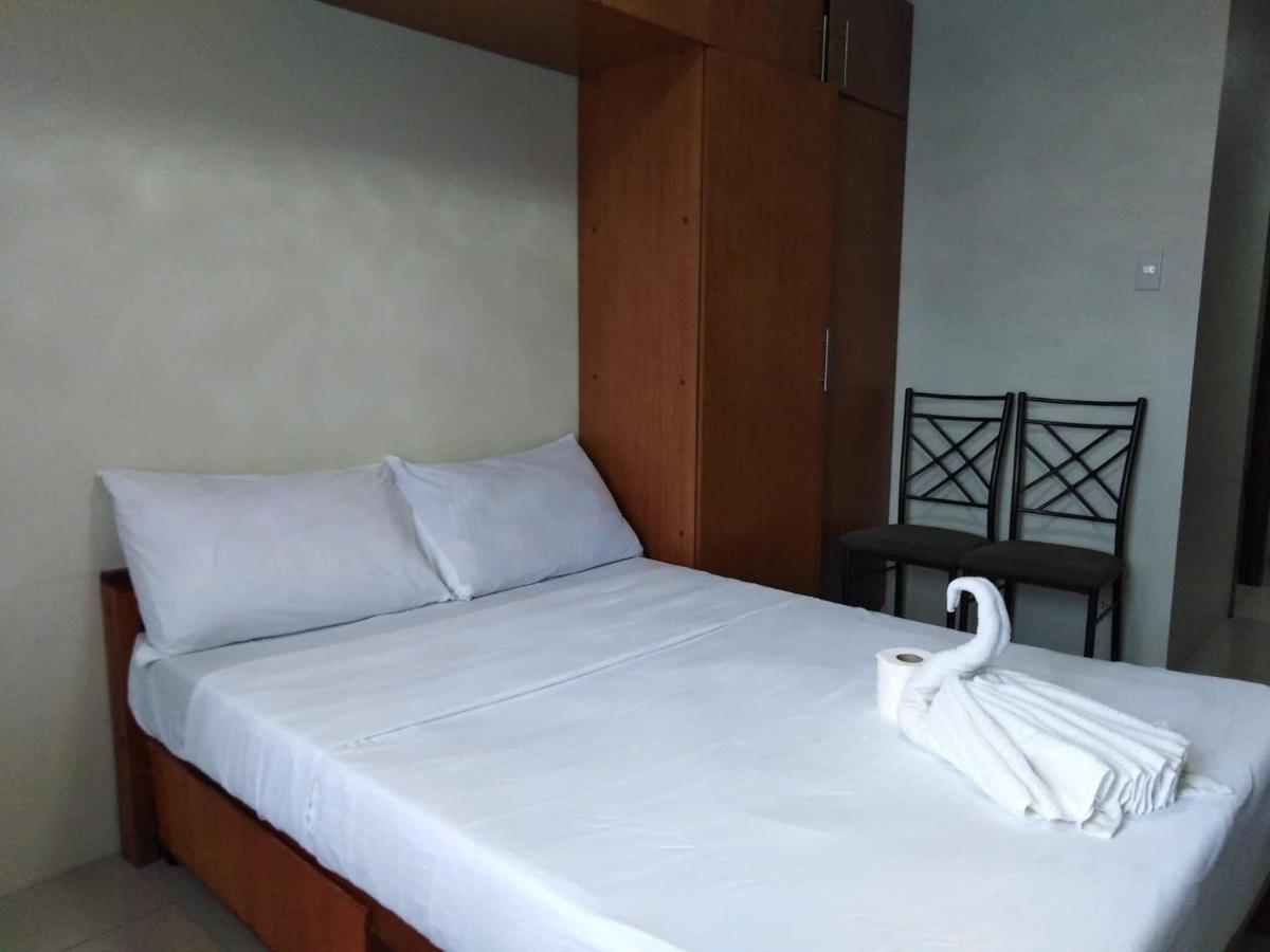 Horizon 101 A4 Near Robinson Mall Free Pool Wifi Cebu Exterior photo