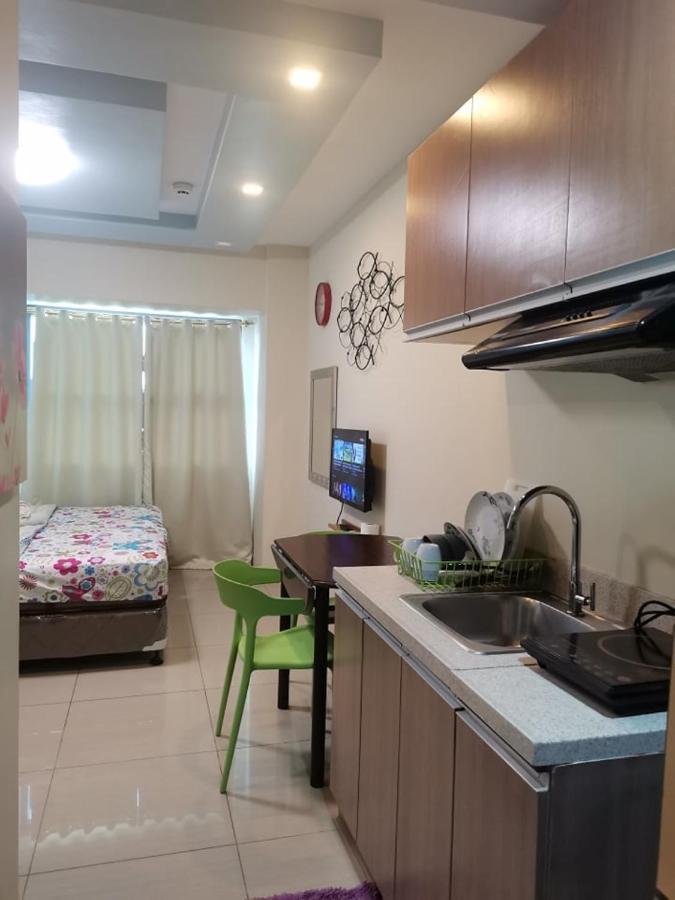 Horizon 101 A4 Near Robinson Mall Free Pool Wifi Cebu Exterior photo